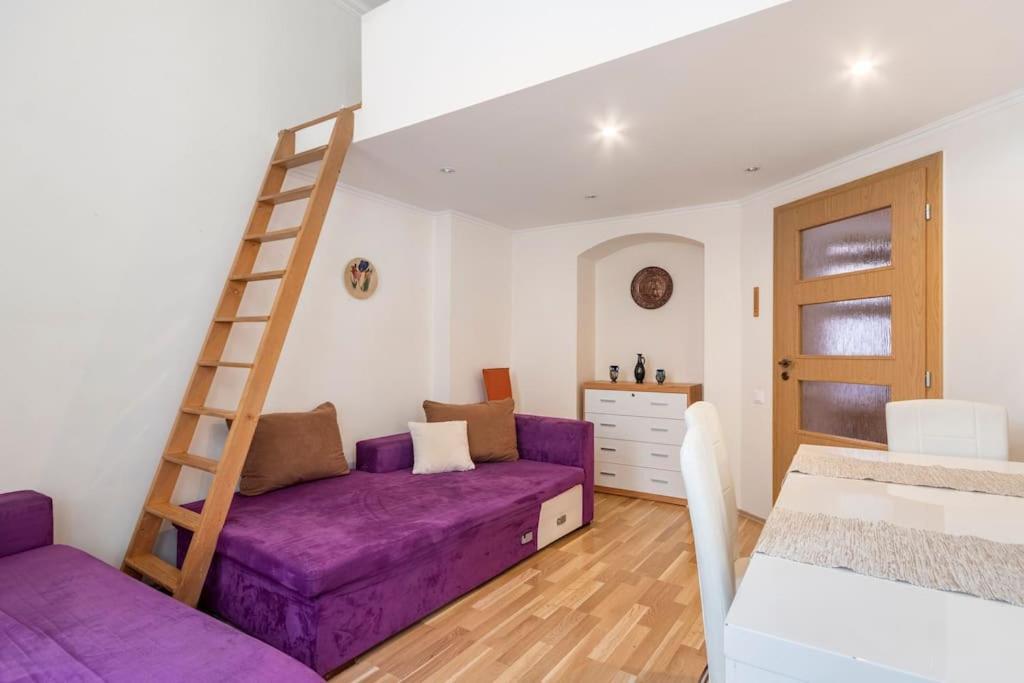 Apartment On Masaryka 39 كارلوفي فاري المظهر الخارجي الصورة